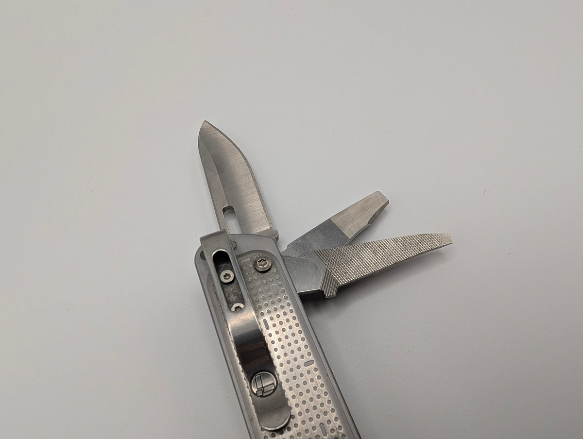 Leatherman FREE T4 – Grade A