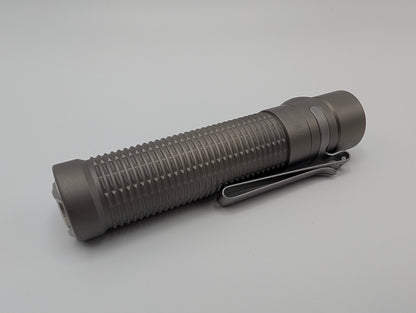 Olight Warrior Mini Winter 2 Titanium – Grade A