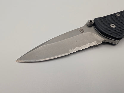Gerber FAST Draw Half Serrated – Grade B