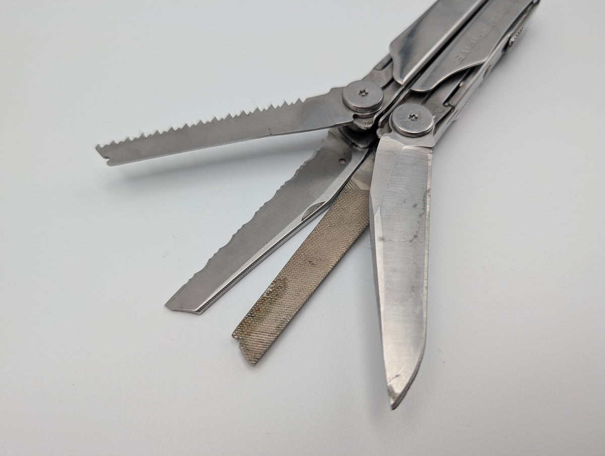 Leatherman Wave Édition 25e anniversaire – Grade B